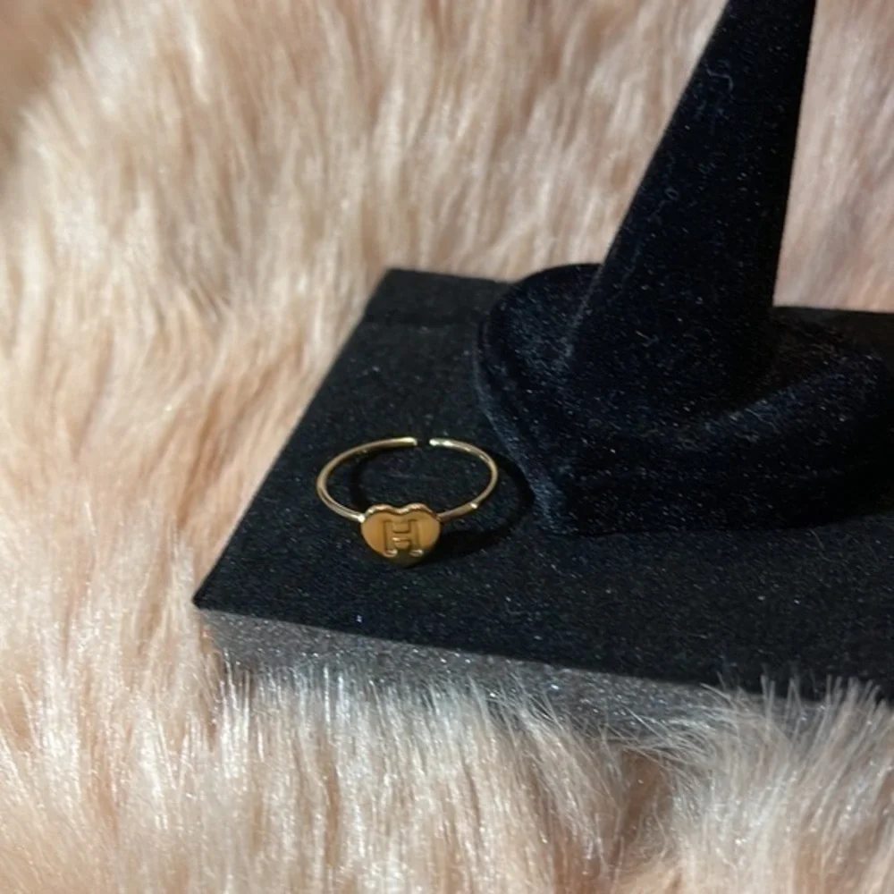 💖💍 H 💍 Personalized-Initial Heart Ring Stainless Steel‎ Gold Tone ADJUSTABL